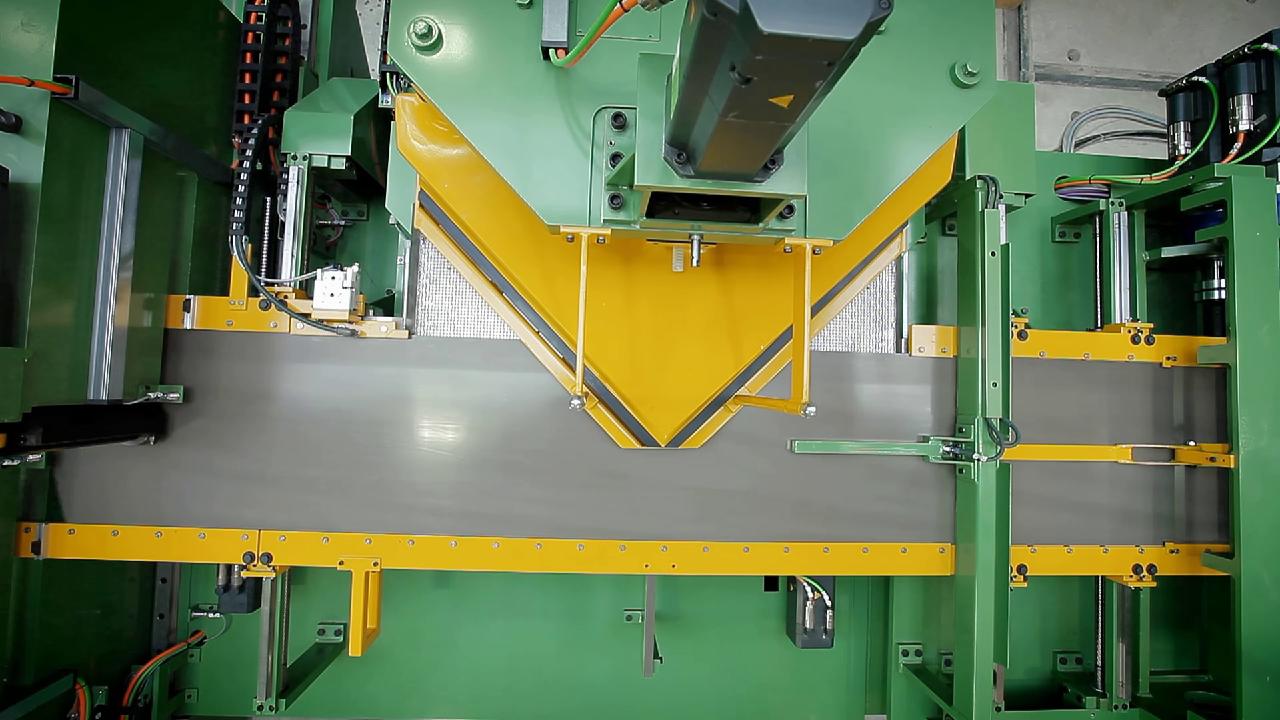 Retrofitting & Reconditioning of CNC Machines